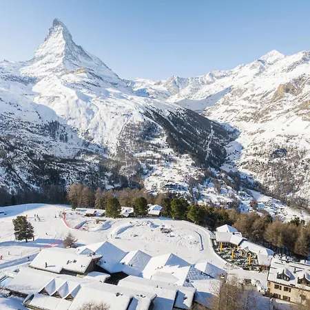 Riffelalp 2222m Ski-in & Ski-out 5* Zermatt
