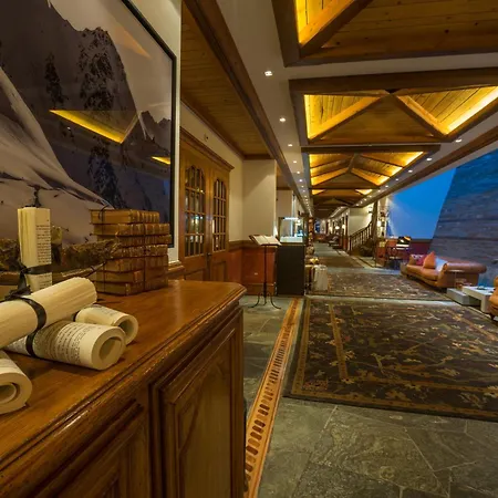 Riffelalp 2222m Ski-in & Ski-out 5* Ζερμάτ