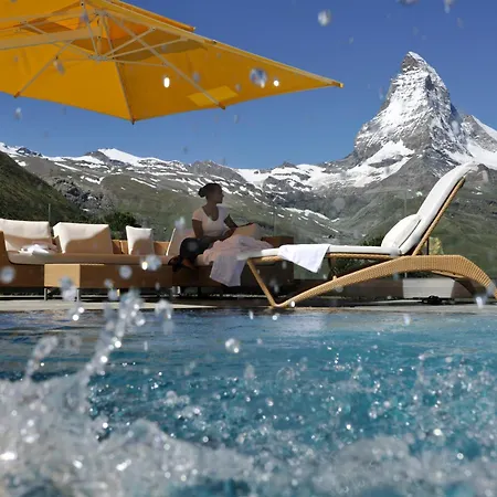 Hotel Riffelalp 2222m Ski-in & Ski-out 5*