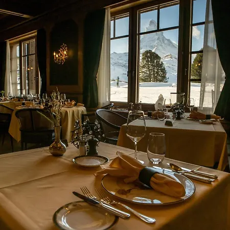 Riffelalp 2222m Ski-in & Ski-out 5*