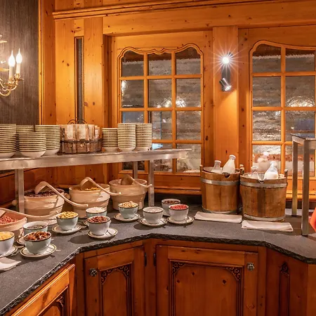 Riffelalp 2222m Ski-in & Ski-out Hotel Zermatt