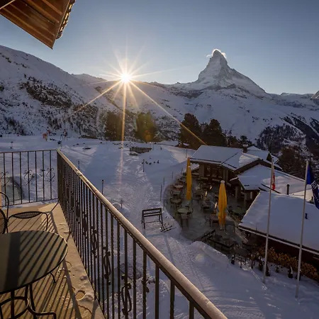 Riffelalp 2222m Ski-in & Ski-out