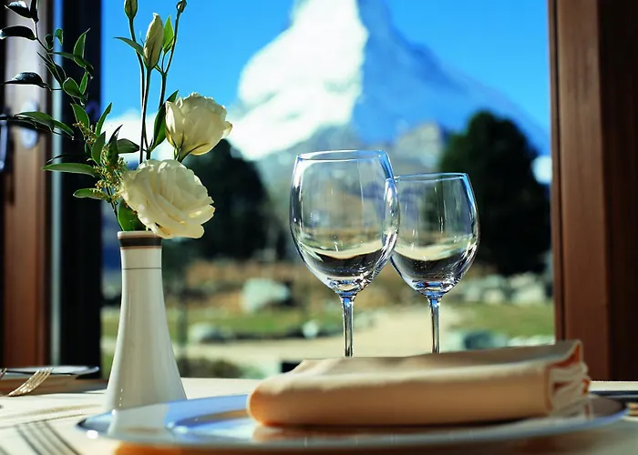 Riffelalp 2222m Ski-in & Ski-out Hotell