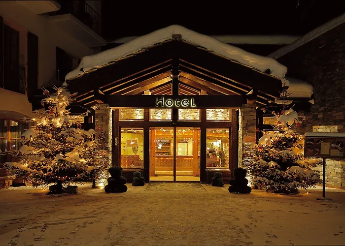 Riffelalp 2222m Ski-in & Ski-out 5* Zermatt