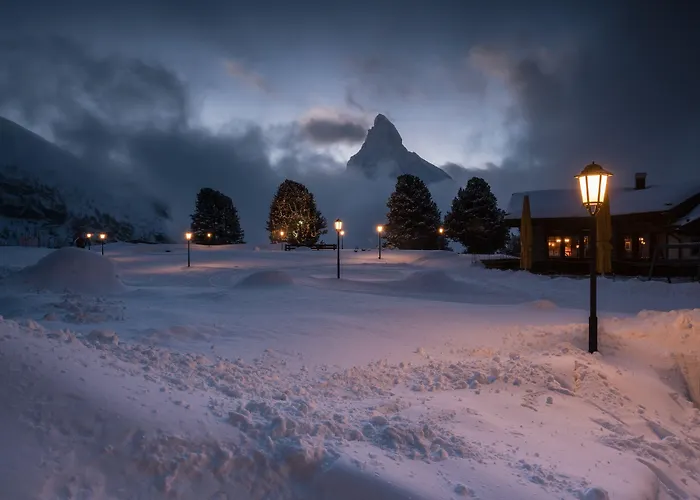 Riffelalp 2222m Ski-in & Ski-out 5*