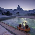 Riffelalp 2222m Ski-in & Ski-out 5* Zermatt