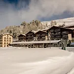 Riffelalp 2222m Ski-in & Ski-out ツェルマット