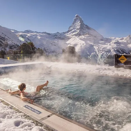 Hotel Riffelalp 2222m Ski-in & Ski-out