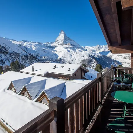 Riffelalp 2222m Ski-in & Ski-out