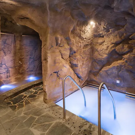 Riffelalp 2222m Ski-in & Ski-out Hotel Zermatt